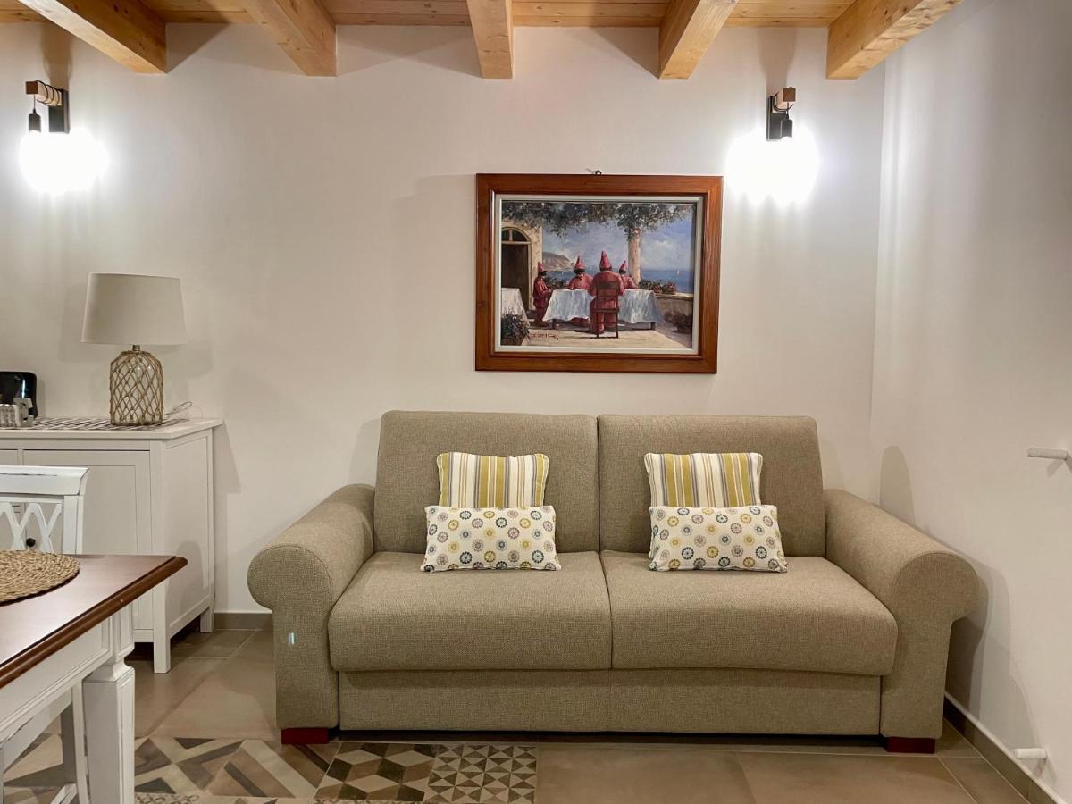 A Casa Di Dora Apartment Бари Екстериор снимка