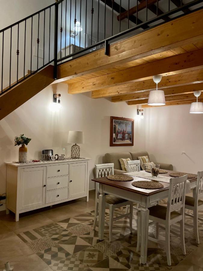 A Casa Di Dora Apartment Бари Екстериор снимка